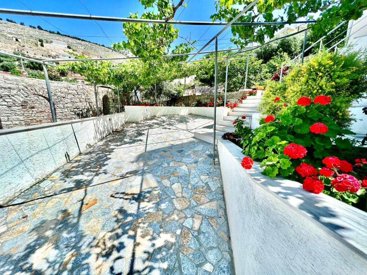 Propery Under Renovation Apartment Sarande Luaran gambar