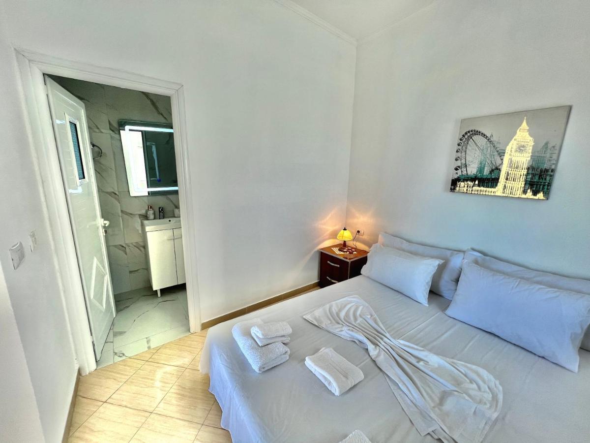 Propery Under Renovation Apartment Sarande Luaran gambar