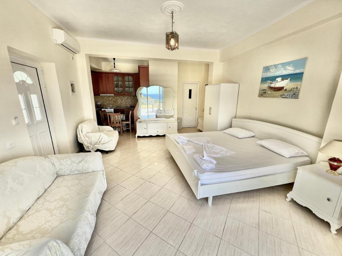 Propery Under Renovation Apartment Sarande Luaran gambar