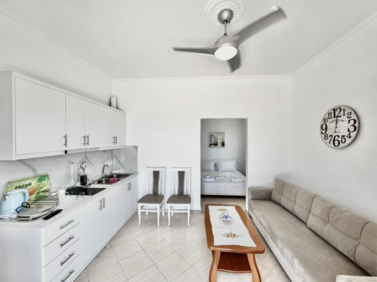 Propery Under Renovation Apartment Sarande Luaran gambar