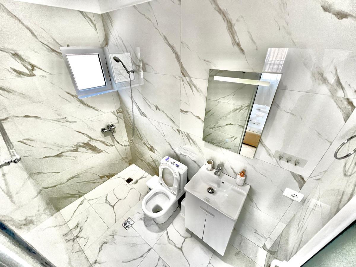 Propery Under Renovation Apartment Sarande Luaran gambar